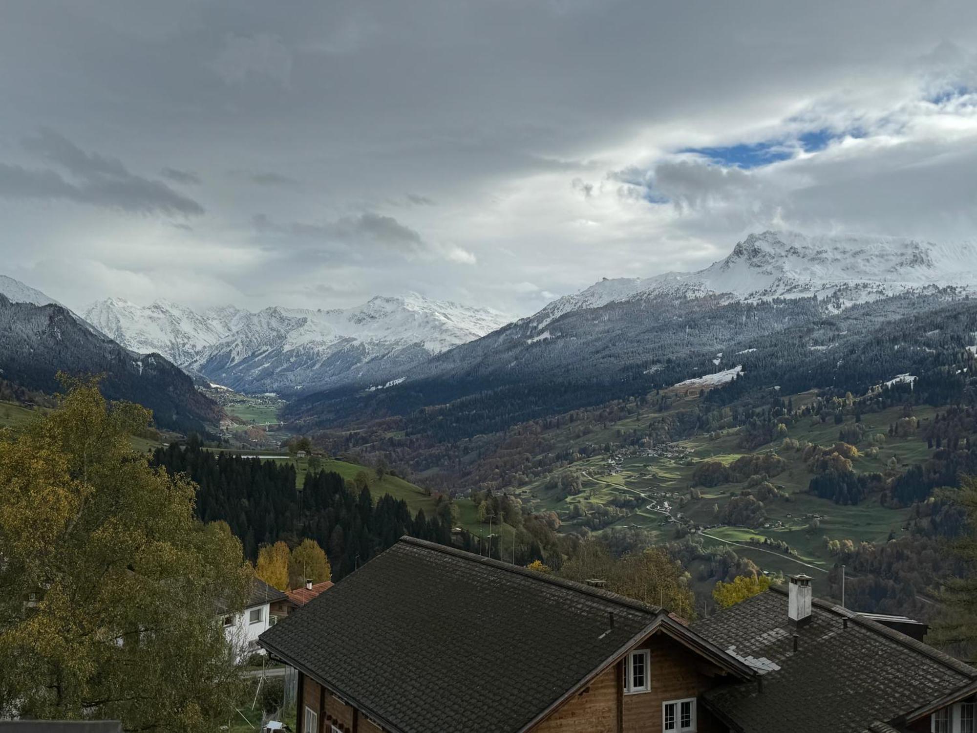 Apartmán Attic In The Alps Luzein Exteriér fotografie
